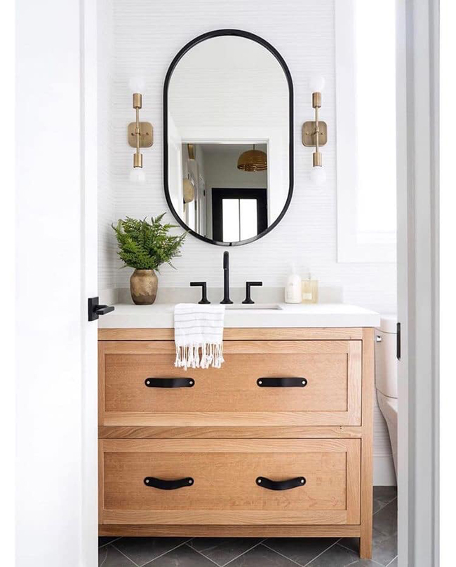 7 Cách trang trí gương toilet nhỏ đẹp và sáng bất ngờ