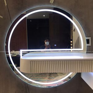 Gương bàn phấn đèn led theo thiết kế