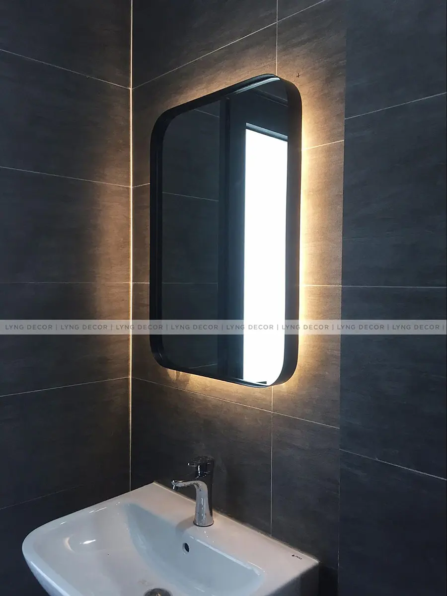 Cần chọn khung sắt có chất lượng tốt để làm gương phòng tắm