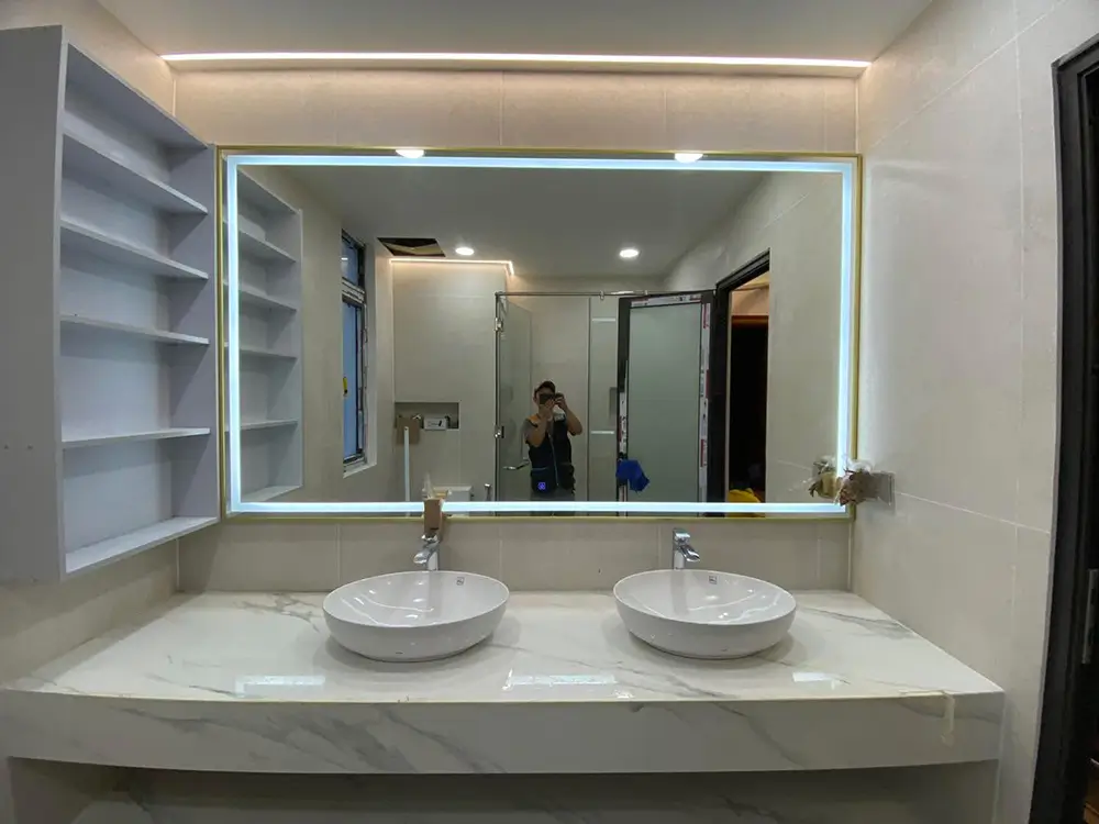 Đo đúng tỷ lệ giúp gương cân với lavabo